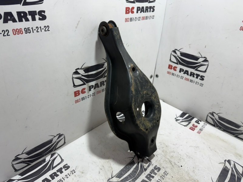 Рычаг подпружинный задний Rogue 2021 T33 2.5