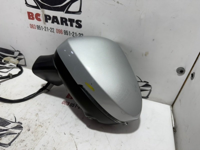Зеркало заднего вида боковое левое Nissan Rogue T33 2.5