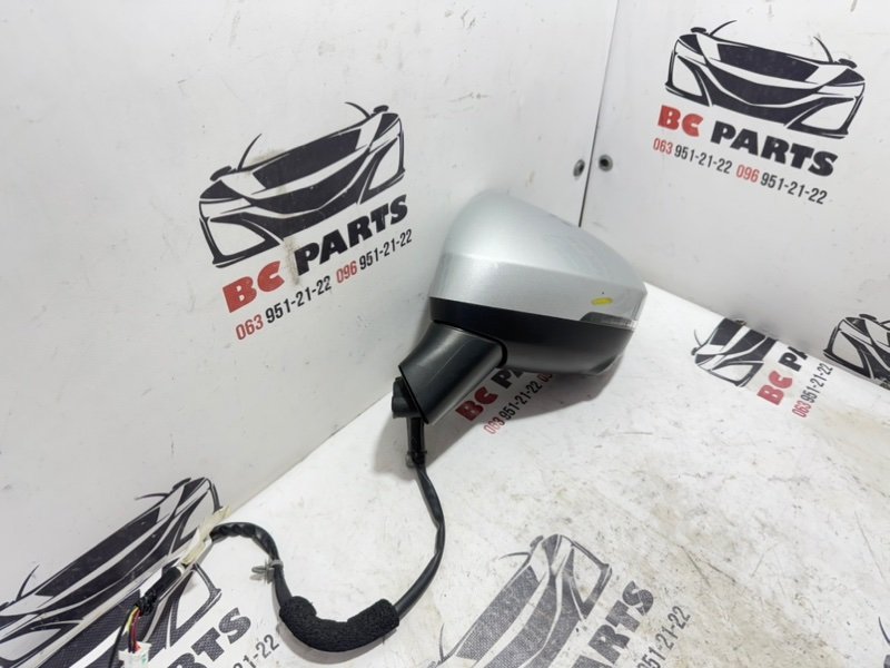 Зеркало заднего вида боковое левое Rogue 2021 T33 2.5