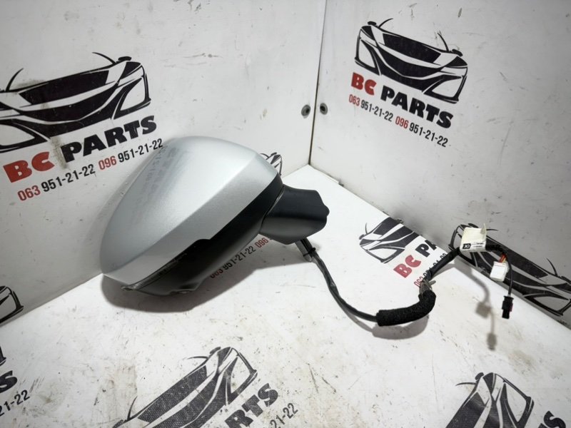 Зеркало заднего вида боковое правое Nissan Rogue 2021 T33 2.5 963016rr2b Б/У
