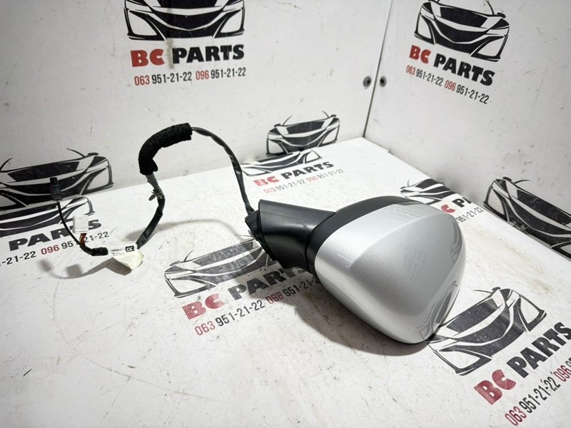 Зеркало заднего вида боковое правое Rogue 2021 T33 2.5