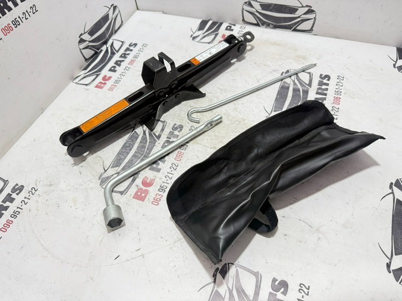 Домкрат Rogue 2021 T33 2.5