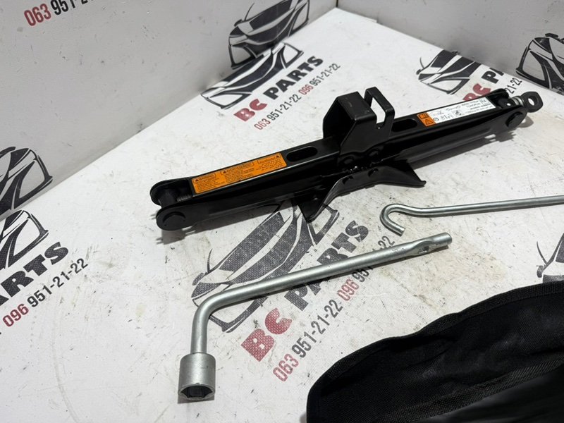 Домкрат Rogue 2021 T33 2.5