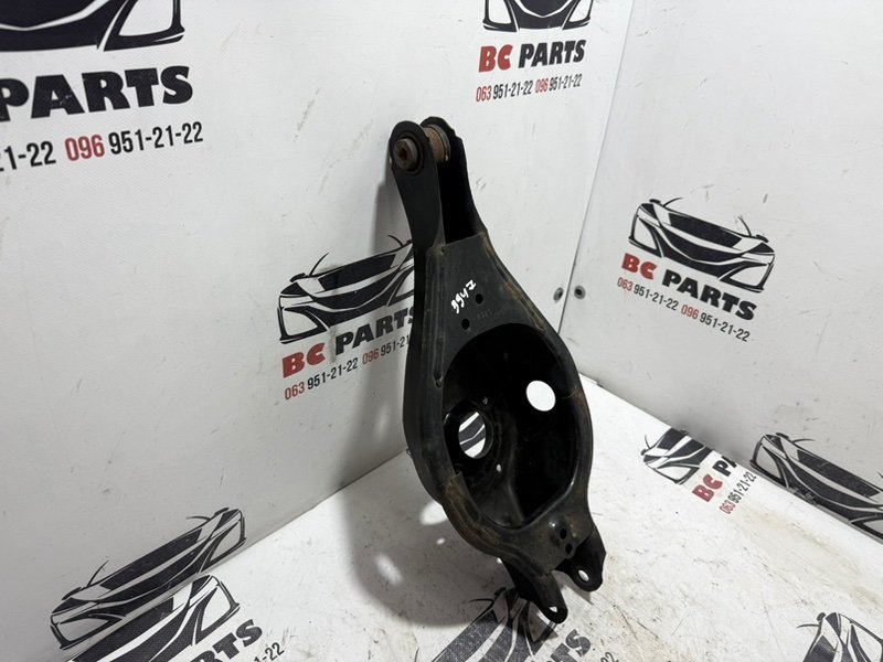 Рычаг подпружинный задний Rogue 2021 T33 2.5