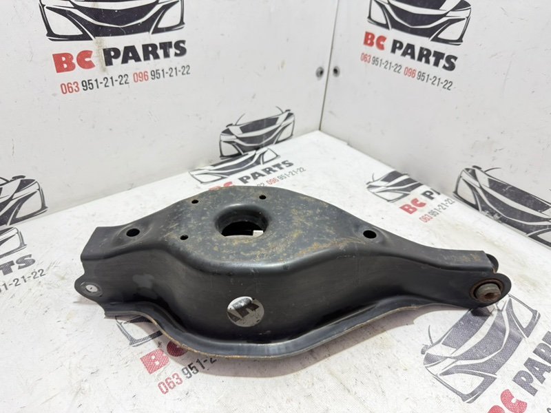 Рычаг подпружинный задний Rogue 2021 T33 2.5