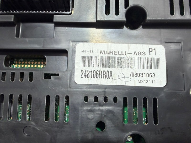 Панель приборов Rogue 2021 T33 2.5