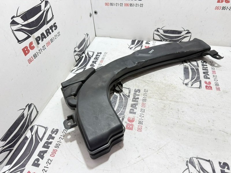 Воздуховод воздушного фильтра Nissan Rogue T33 2.5