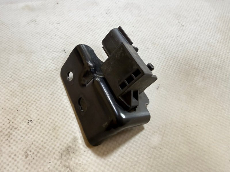 Датчик удара передний Rogue 2021 T33 2.5