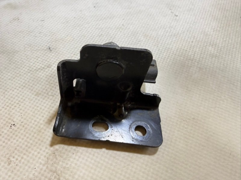 Датчик удара передний Rogue 2021 T33 2.5