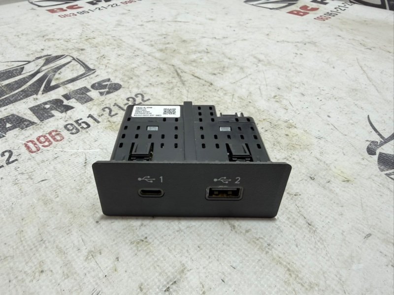 USB разъем Nissan Rogue 2021 T33 2.5 284h36ra0a Б/У