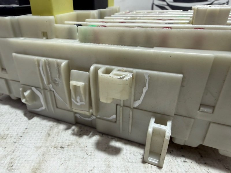 Блок предохранителей Rogue 2021 T33 2.5