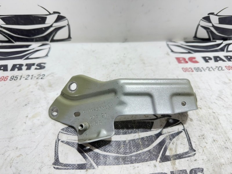 Кронштейн крыла передний правый Nissan Rogue 2021 T33 2.5 641C0-6RA0A Б/У