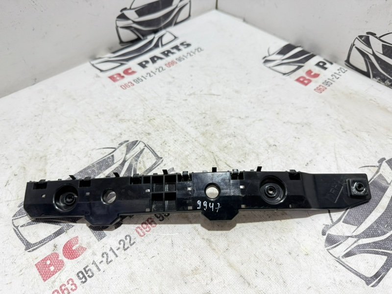 Запчасть направляющая бампера задняя правая Nissan Rogue 2021 T33 2.5 852206rr0a Б/У Направляющая бампера задняя правая Nissan Rogue 2021 T33 2.5 852206rr0a Б/У