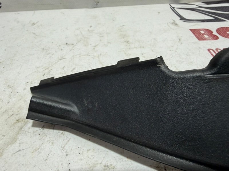 Уголок жабо левый Rogue 2021 T33 2.5