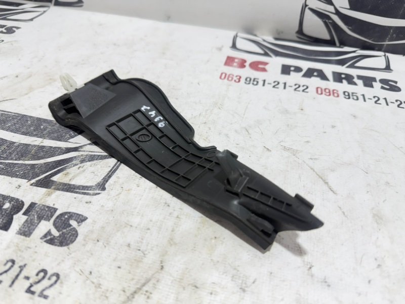 Уголок жабо левый Rogue 2021 T33 2.5