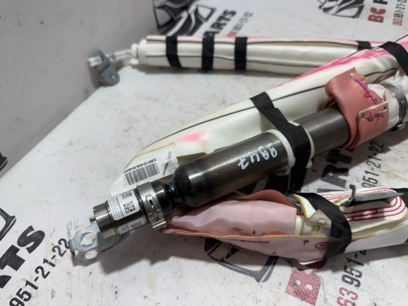 Подушка безопасности боковая штора правая Rogue 2021 T33 2.5