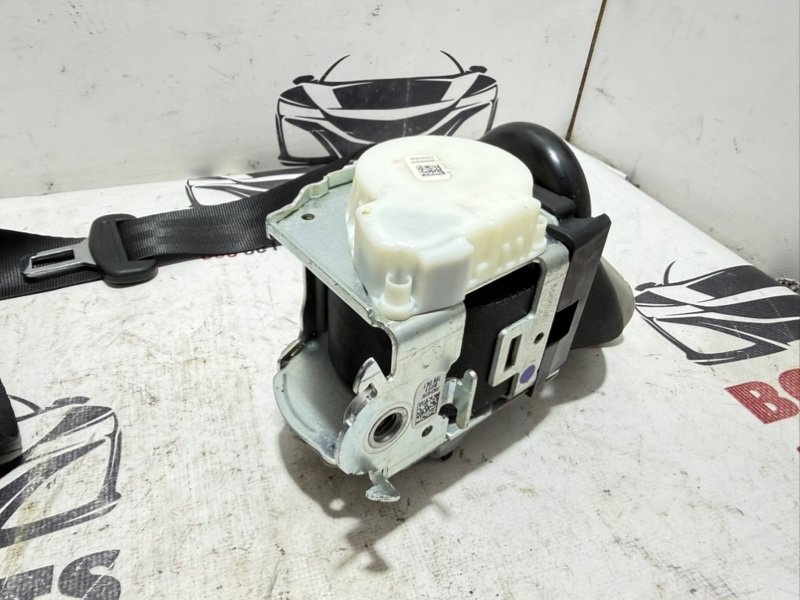 Ремень безопасности передний правый Rogue 2021 T33 2.5