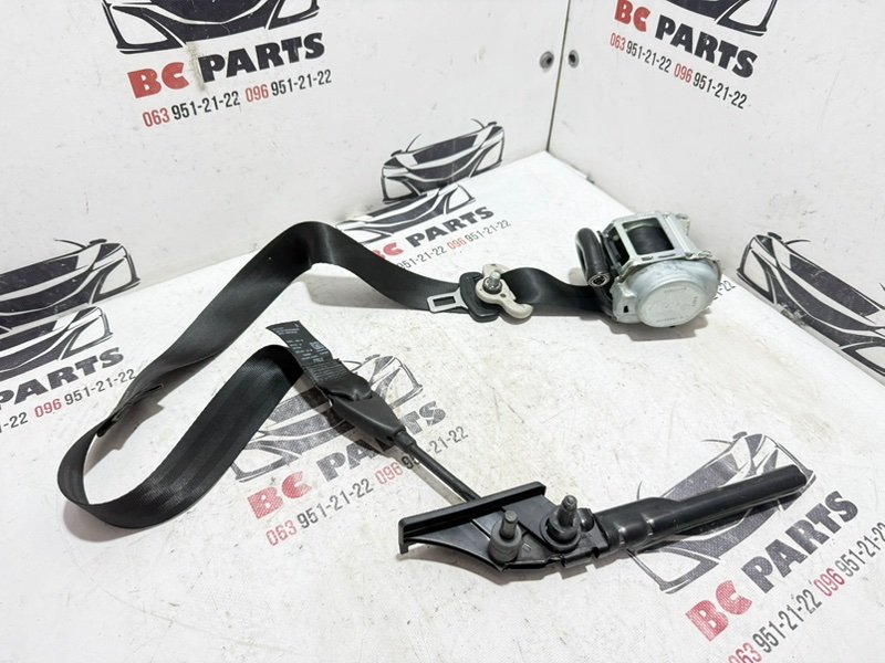 Ремень безопасности передний левый Nissan Rogue 2021 T33 2.5 86885-6RR8A Б/У