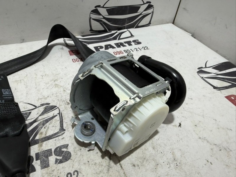 Ремень безопасности передний левый Rogue 2021 T33 2.5