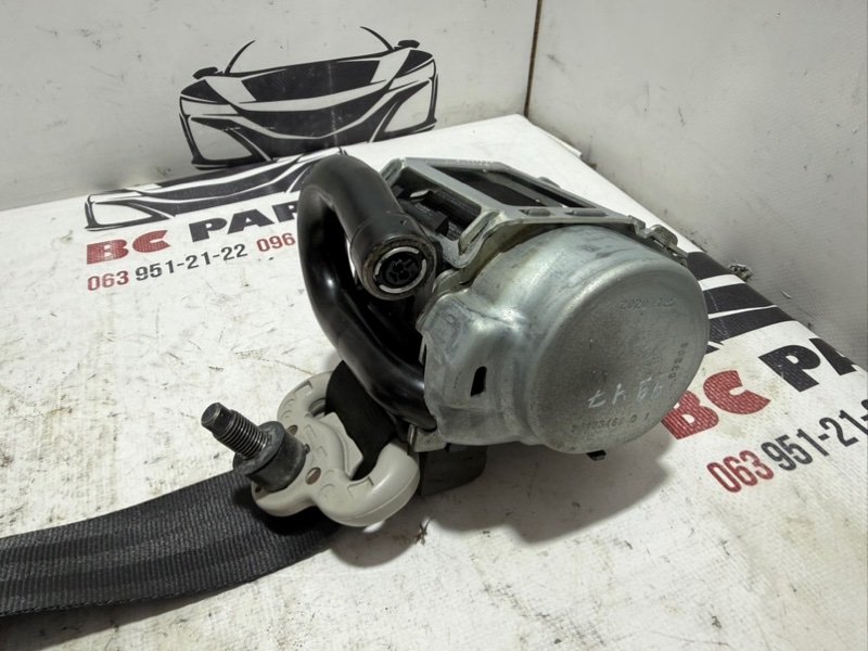 Ремень безопасности задний правый Rogue 2021 T33 2.5