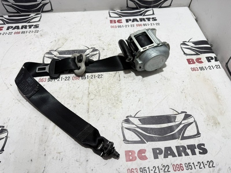 Ремень безопасности задний левый Rogue 2021 T33 2.5