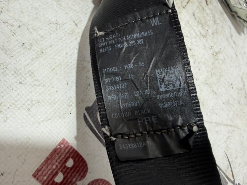 Ремень безопасности задний левый Rogue 2021 T33 2.5