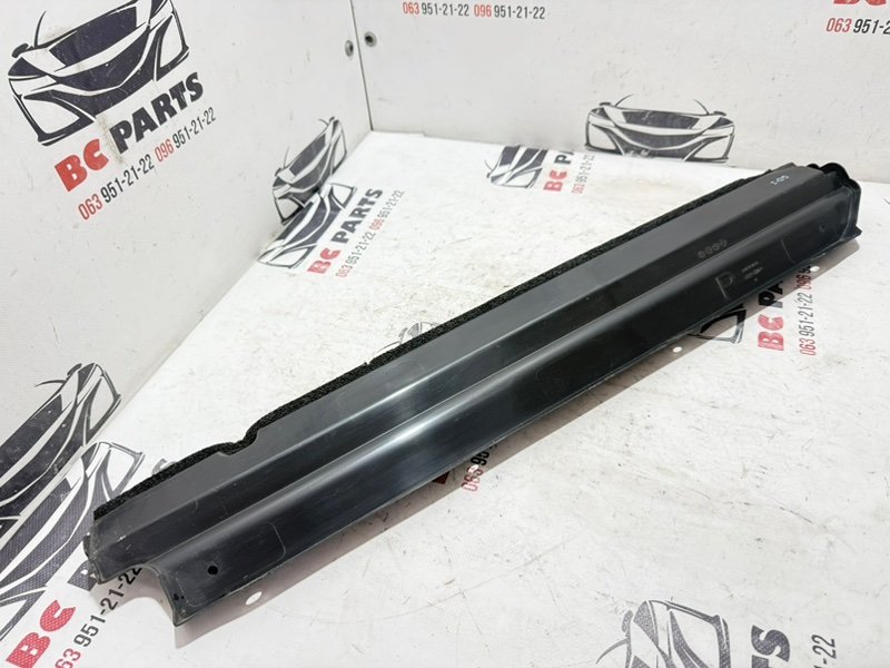 Дефлектор радиатора Nissan Rogue T33 2.5