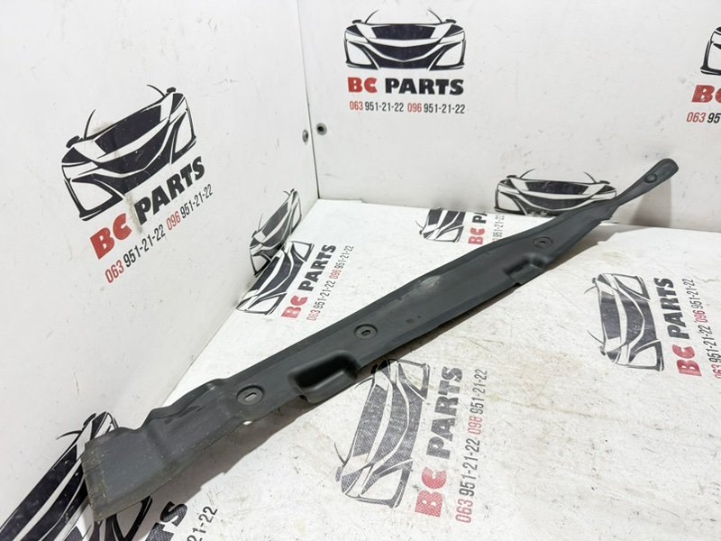 Пыльник крыла передний левый Nissan Rogue T33 2.5