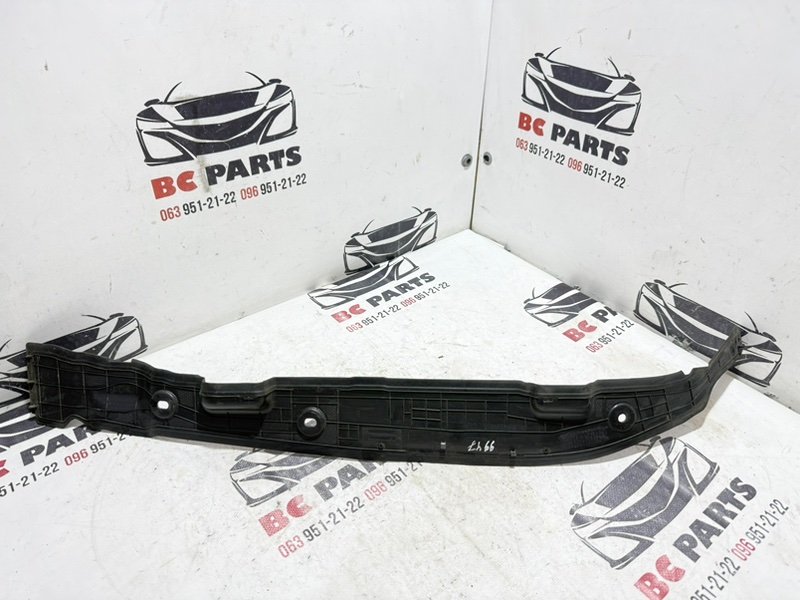 Пыльник крыла передний левый Rogue 2021 T33 2.5