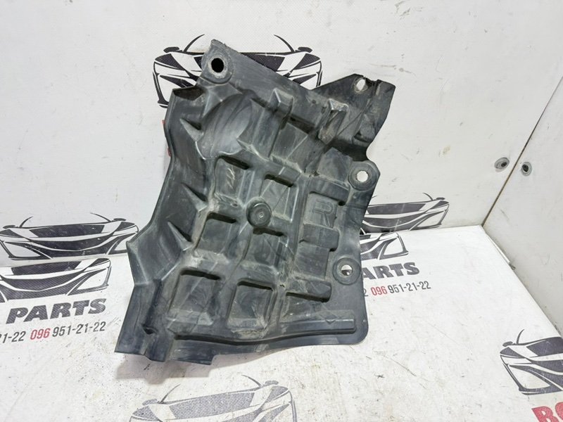 Защита двигателя правая Rogue 2021 T33 2.5