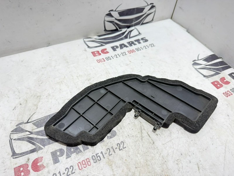 Накладка крыла передняя Nissan Rogue 2021 T33 2.5 668986rr0a Б/У