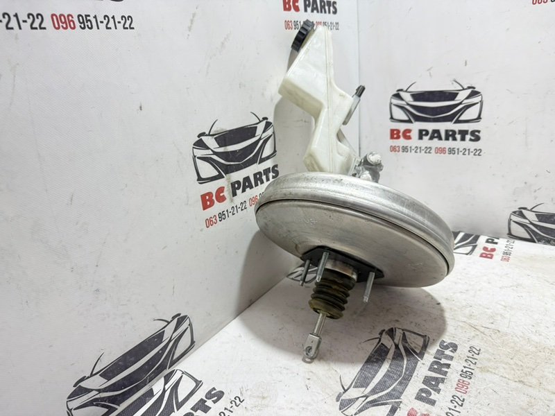 Вакуумный усилитель тормозов Nissan Rogue T33 2.5