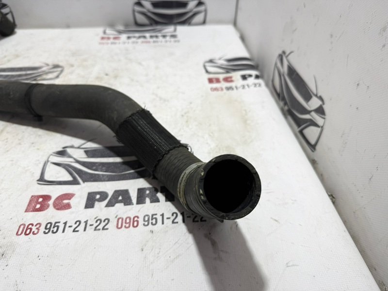 Патрубок радиатора Rogue 2021 T33 2.5