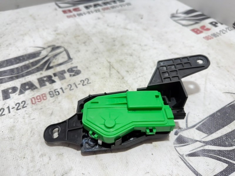 Замок лючка бензобака Sportage 2017