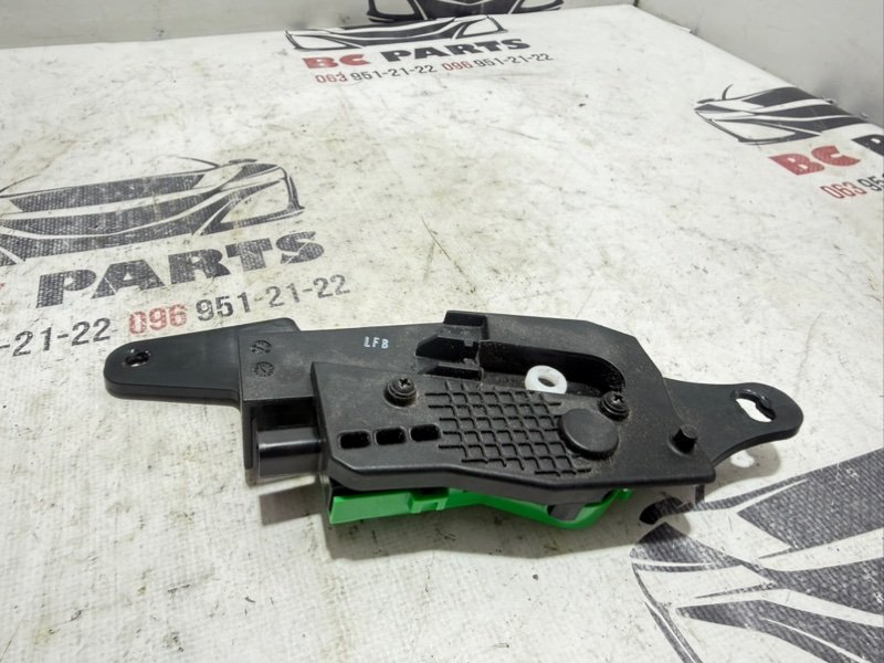 Замок лючка бензобака Sportage 2017