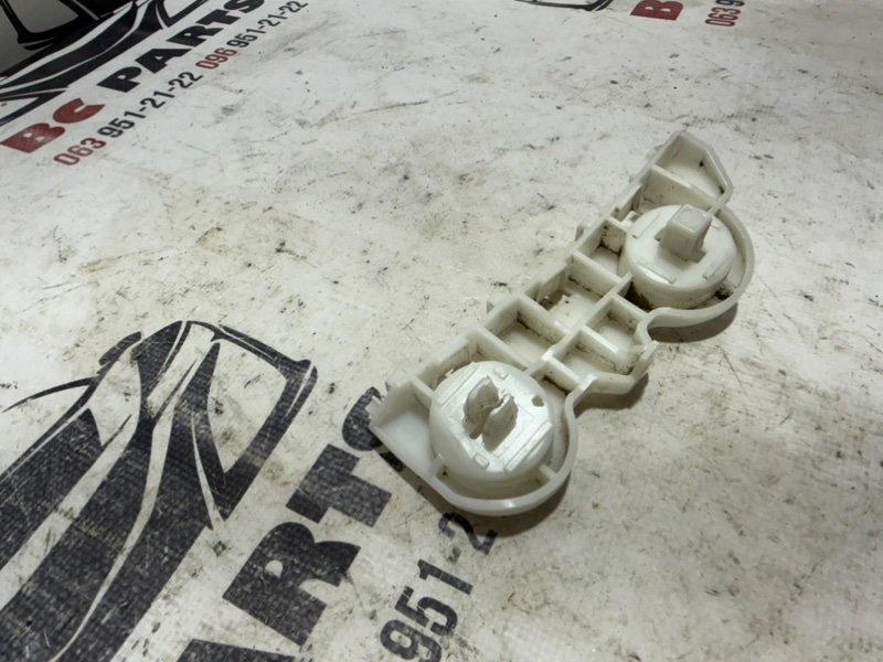 Направляющая бампера передняя правая Kicks 2021 1.6