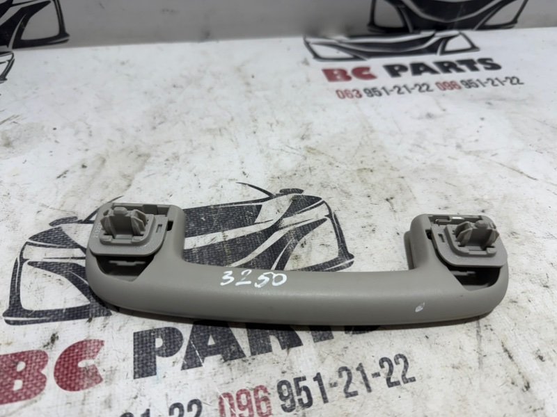 Ручка потолка передняя Rogue 2021 T33 2.5