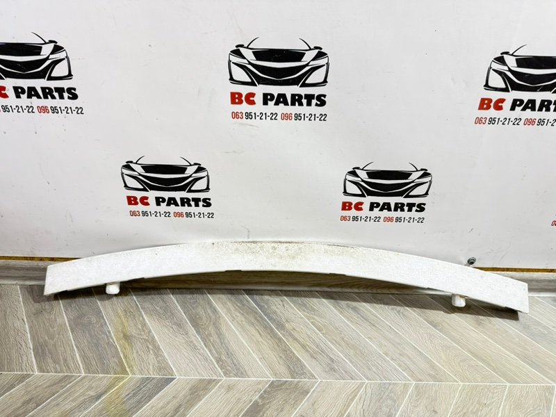 Абсорбер бампера передний Nissan Rogue T33 2.5