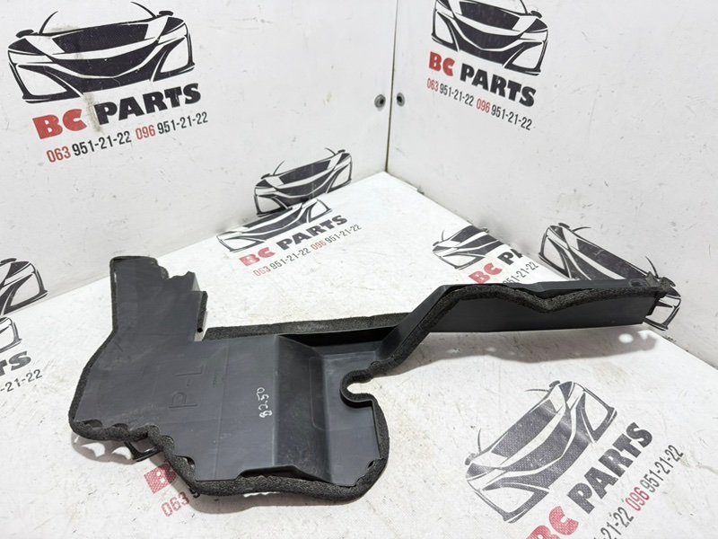 Запчасть дефлектор радиатора левый Nissan Rogue 2021 T33 2.5 21559-6RA5A Б/У Дефлектор радиатора левый Nissan Rogue 2021 T33 2.5 21559-6RA5A Б/У