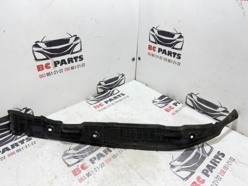 Пыльник крыла передний левый Nissan Rogue T33 2.5