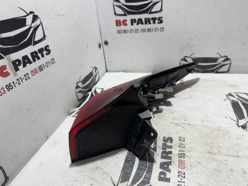 Фонарь наружный (в крыло) задний левый Rogue 2022 T33 1.5 Фонарь наружный (в крыло) задний левый Rogue 2022 T33 1.5