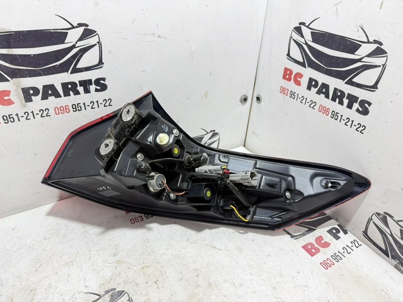 Фонарь наружный (в крыло) задний левый Rogue 2022 T33 1.5 Фонарь наружный (в крыло) задний левый Rogue 2022 T33 1.5