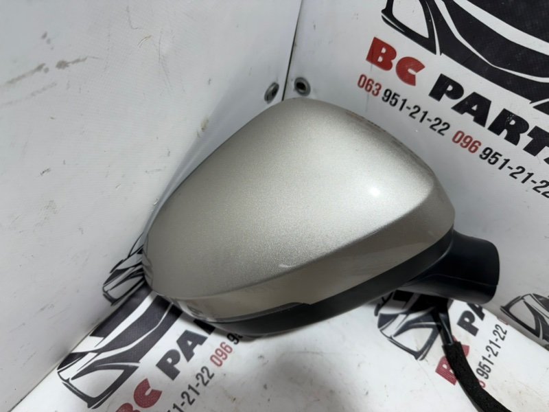 Зеркало заднего вида боковое правое Rogue 2022 T33 1.5