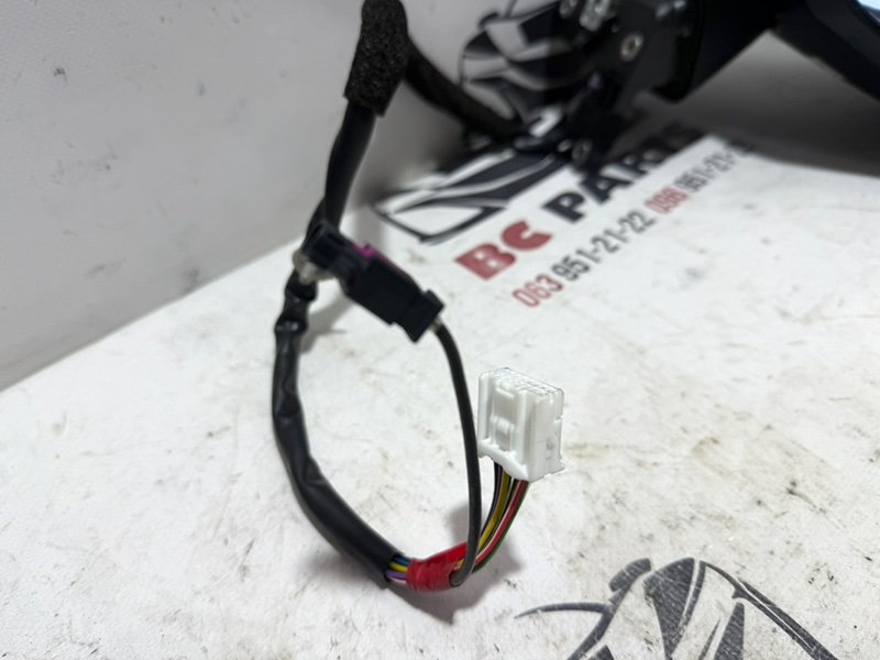 Зеркало заднего вида боковое правое Rogue 2022 T33 1.5