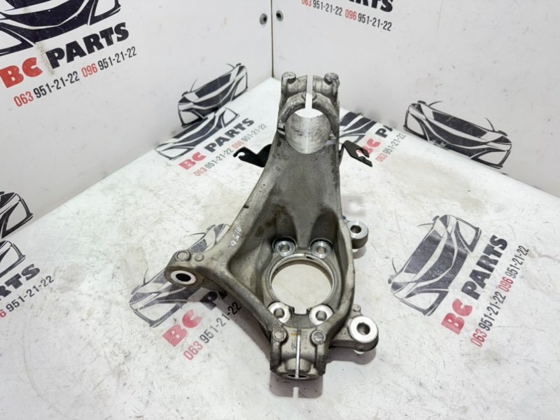 Кулак поворотный передний левый Nissan Rogue 2022 T33 1.5 40015-6RA0A Б/У