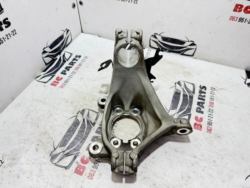 Кулак поворотный передний правый Nissan Rogue 2022 T33 1.5 40014-6RR0A Б/У