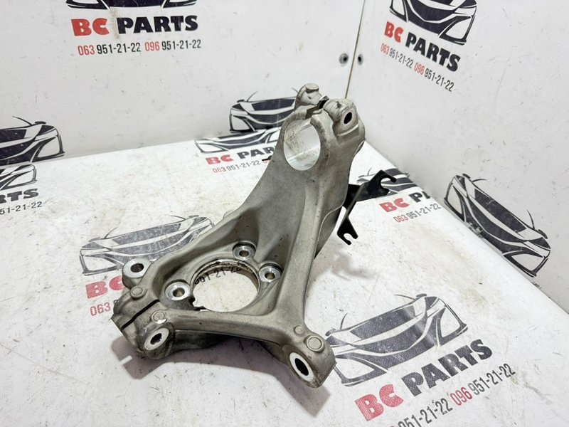 Кулак поворотный передний правый Rogue 2022 T33 1.5