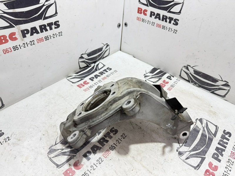 Кулак поворотный передний правый Rogue 2022 T33 1.5