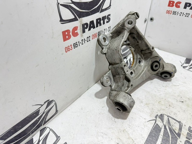 Цапфа задняя левая Nissan Rogue T33 1.5 Цапфа задняя левая Nissan Rogue T33 1.5