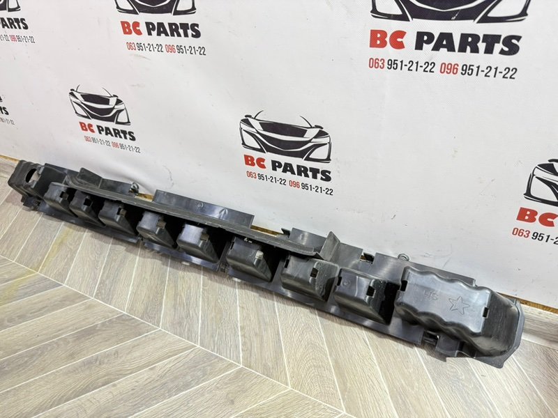 Абсорбер бампера передний Rogue 2022 T33 1.5